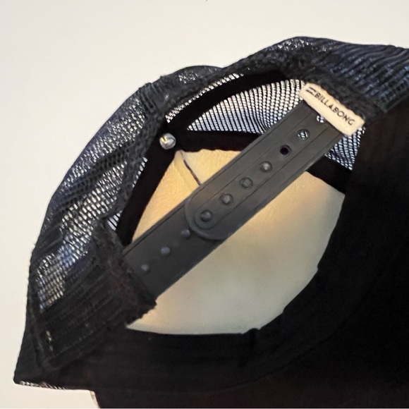 BILLABONG | Adult Trucker Hat | QUILTED LOOK - Picture 5 of 7